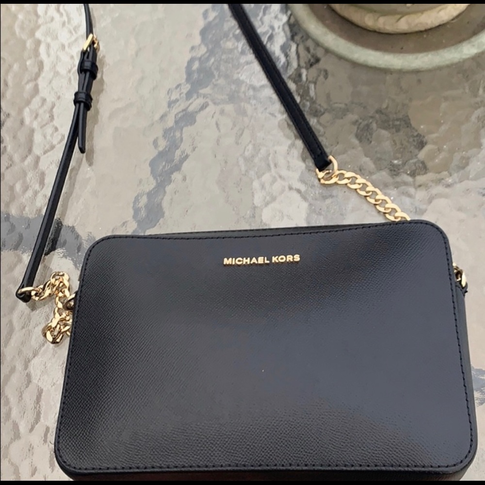 Michael Kors Jet Set Logo Crossbody bag